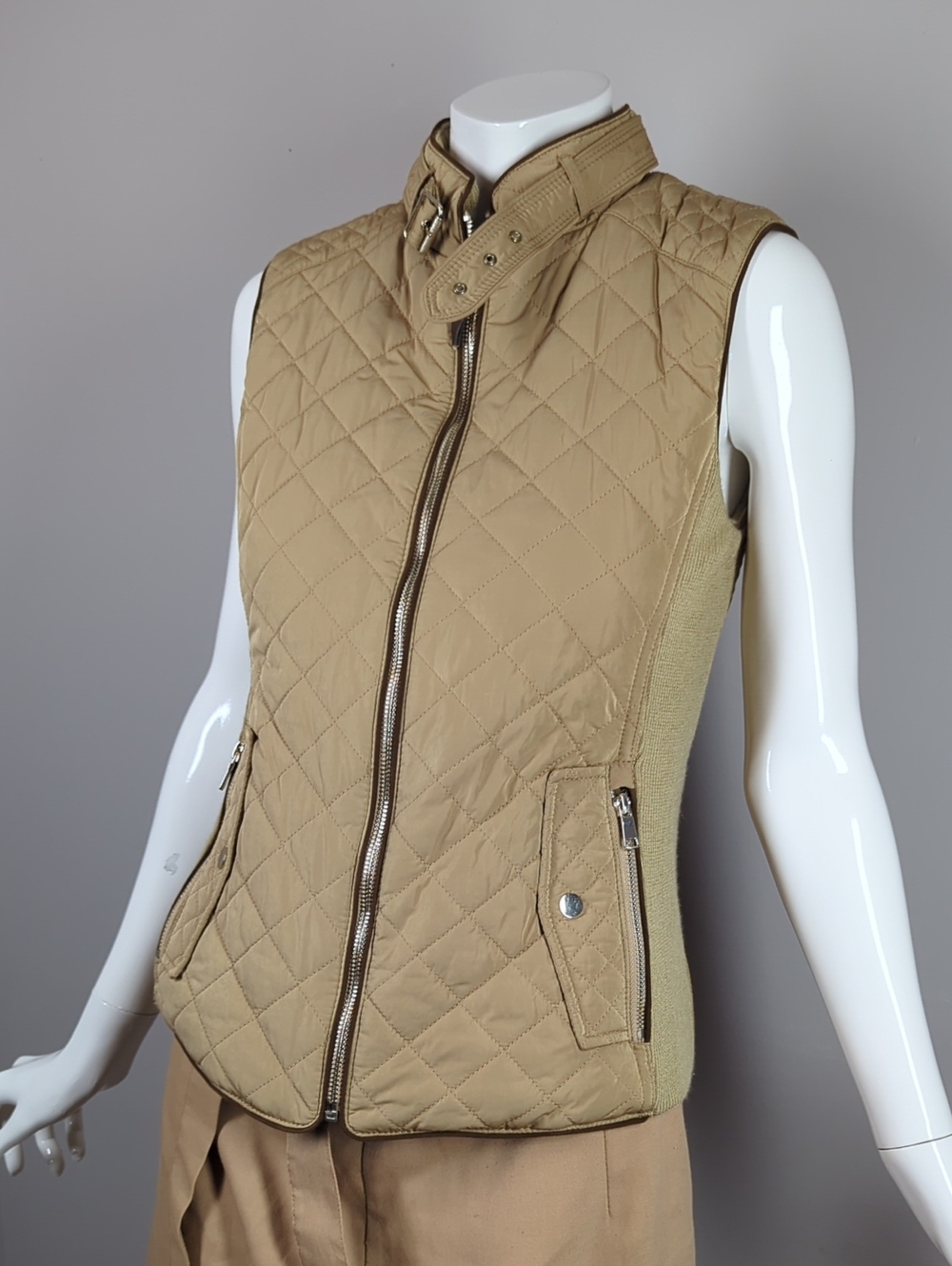 Zara Quilted Sleeveless Vest in Tan Buckles Size Xs